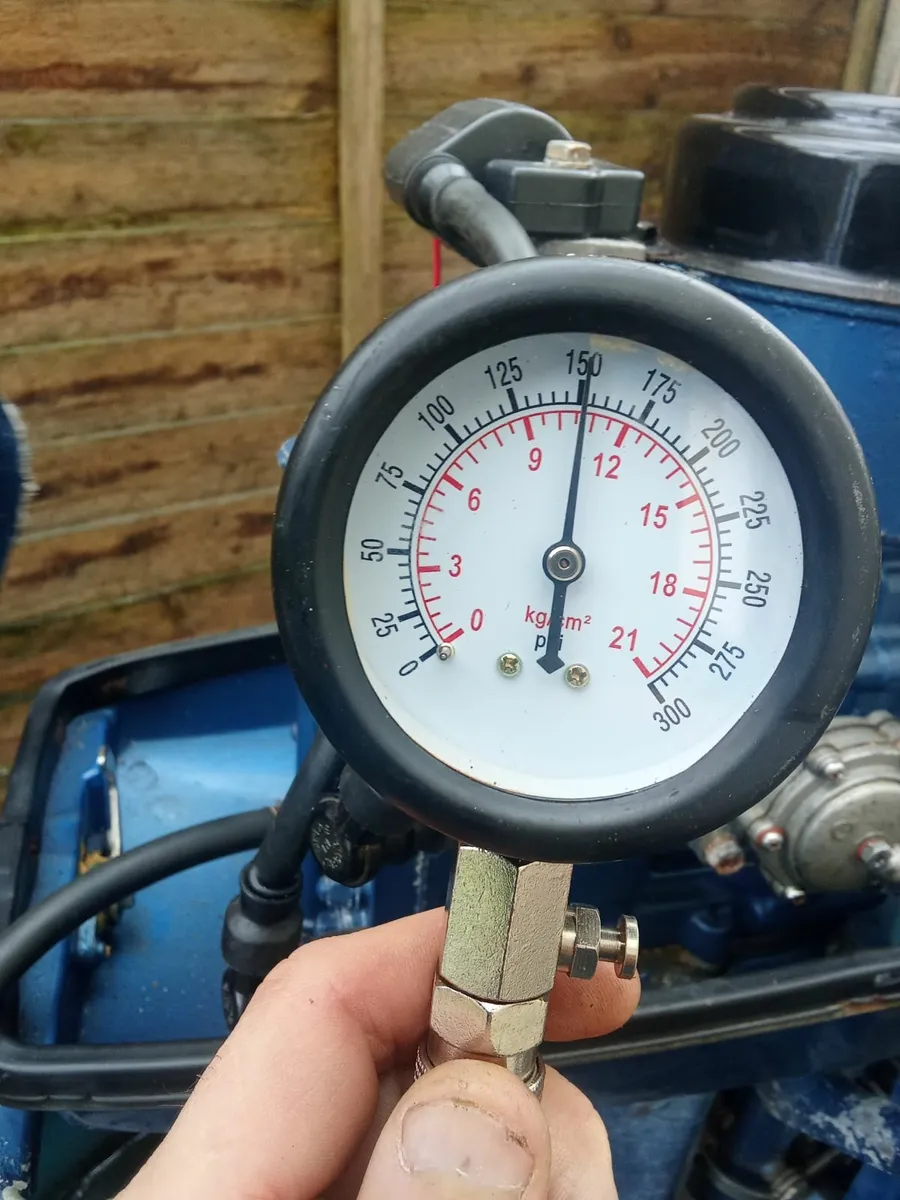 2-stroke outboard SUZUKI-16 HP - Image 4