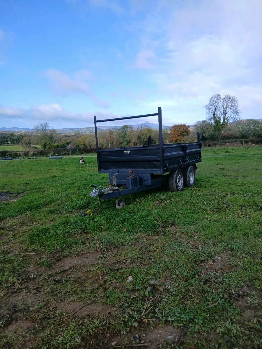 Tipper trailer size 8by 5 - Image 3