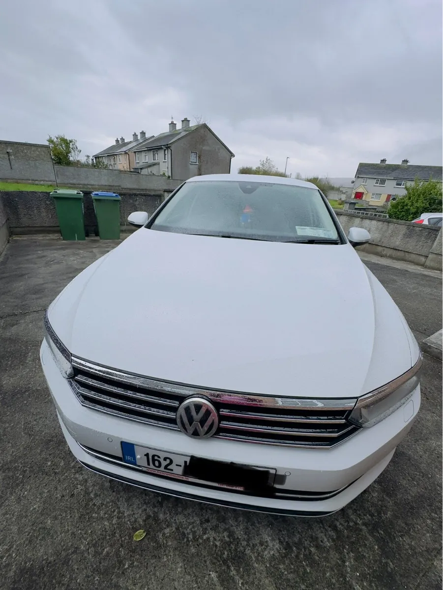 Volkswagen Passat Highline 2016 - TSI BlueMotion - Image 1