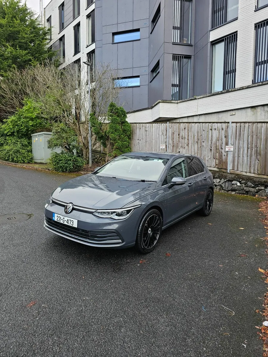 Volkswagen Golf 2022 - Image 1