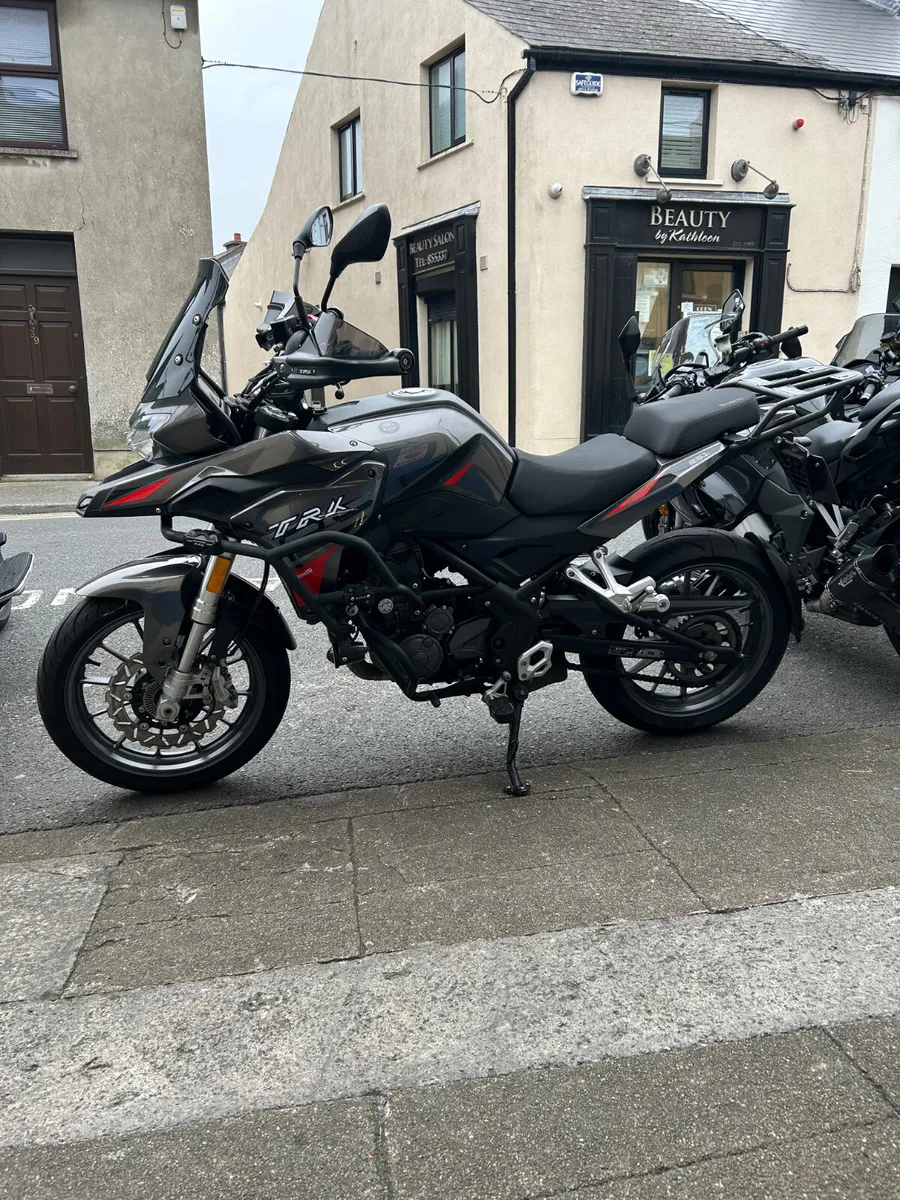 231 Benelli TRK 251 - Image 3