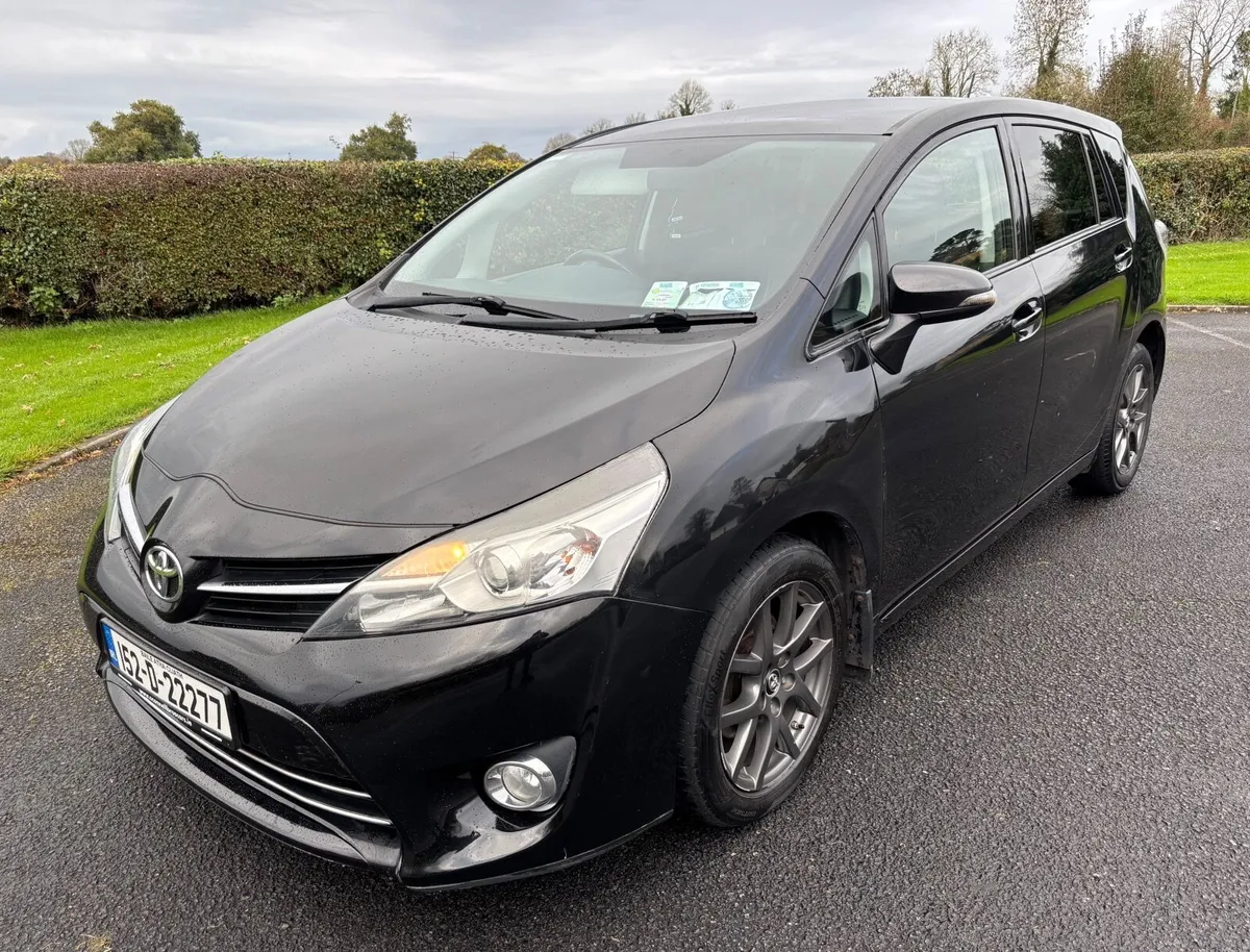 Toyota Verso 1.6 D4D Sol 7 Seater 2015 - Image 1
