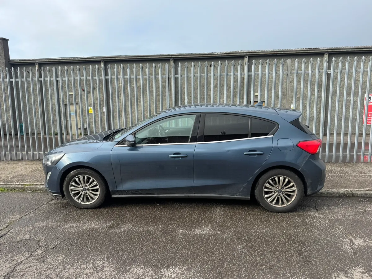 201 focus petrol no damage need gearbox - Image 2