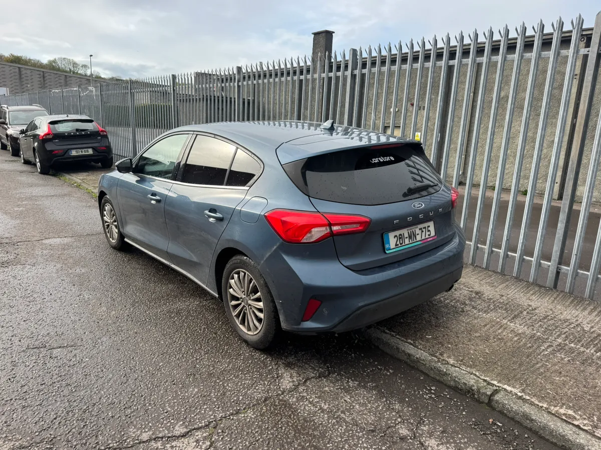201 focus petrol no damage need gearbox - Image 3