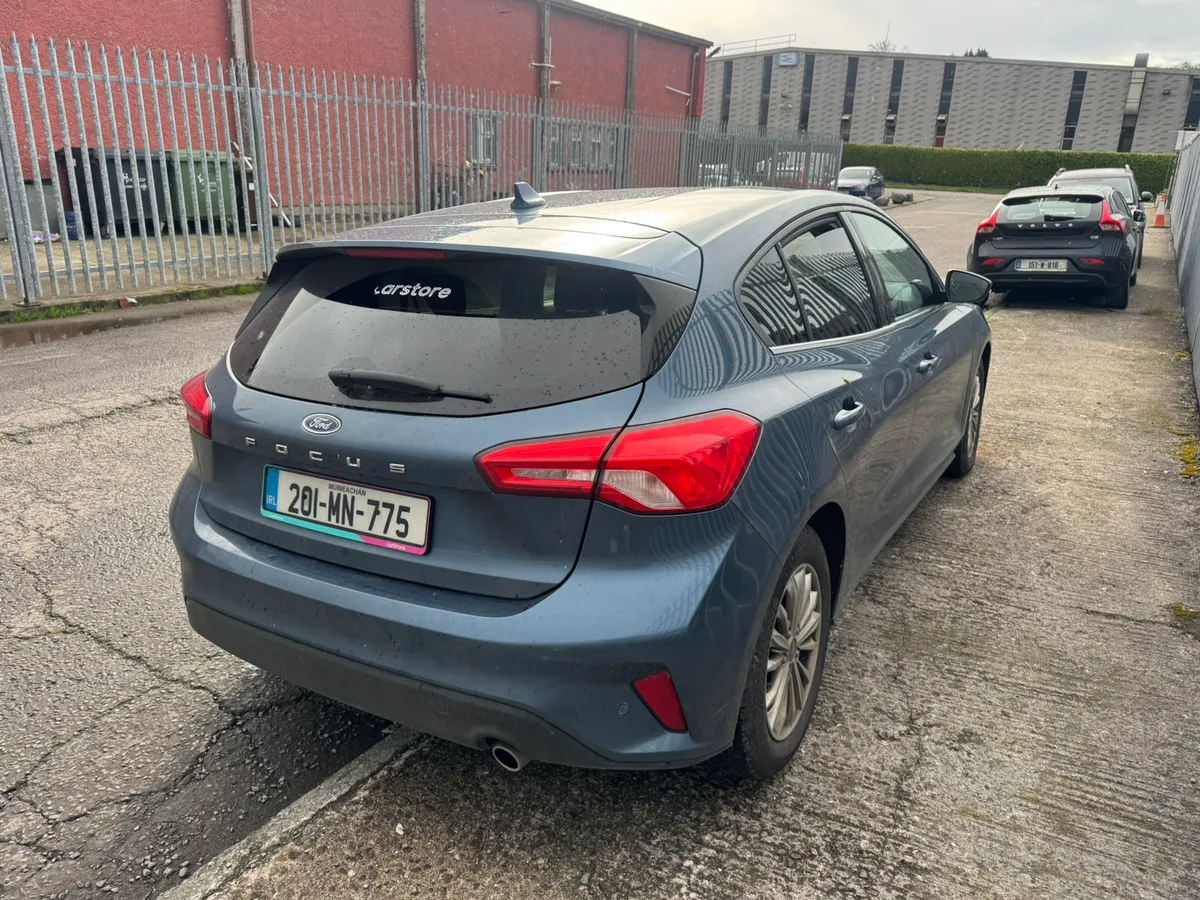 201 focus petrol no damage need gearbox - Image 4