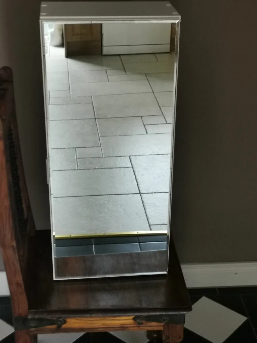 Bathroom cabinet - Image 2