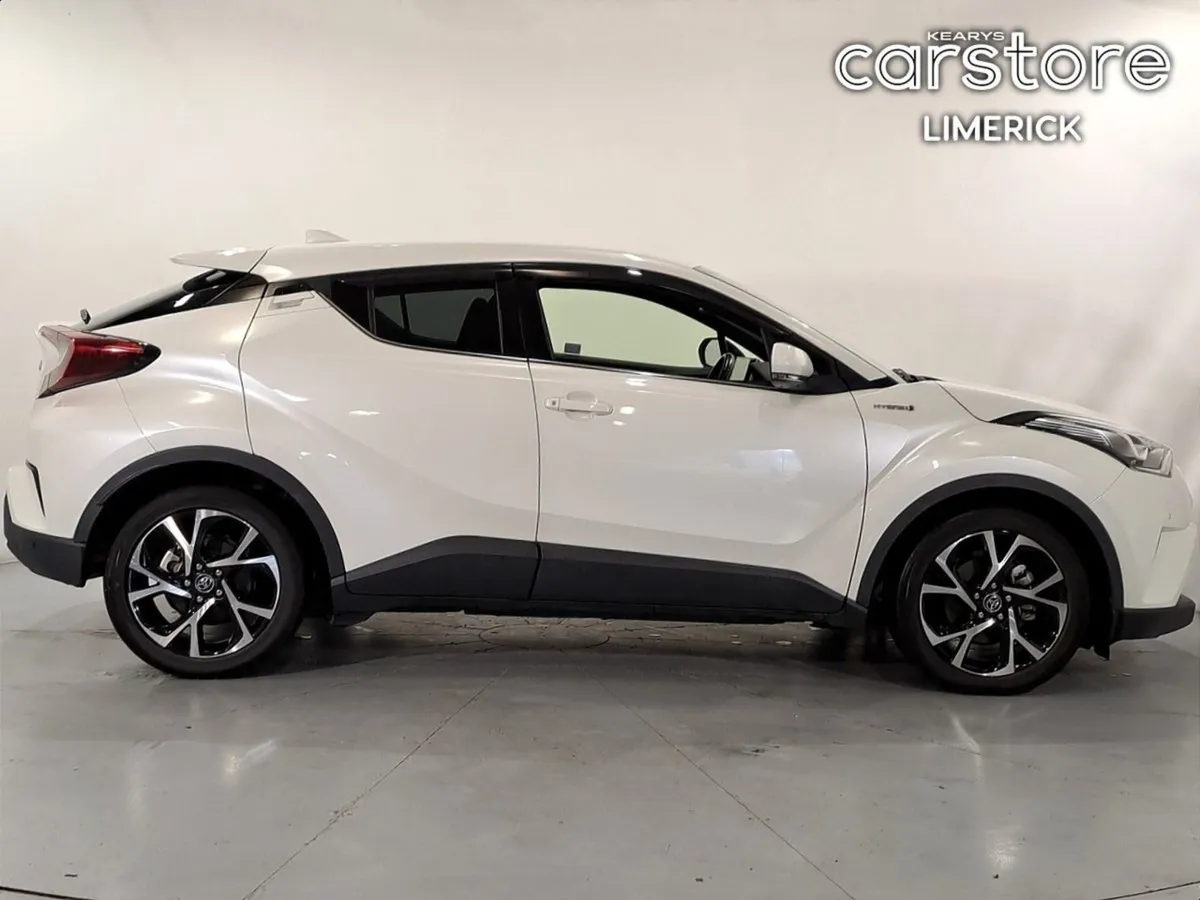 Toyota C-HR 1.8 Hybrid - Image 2