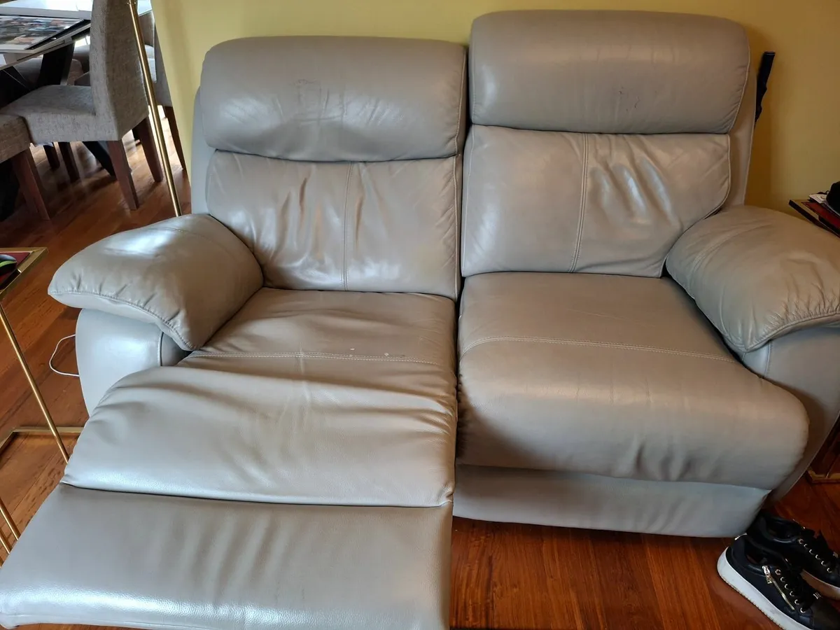 2 seater reclining sofa - Image 1