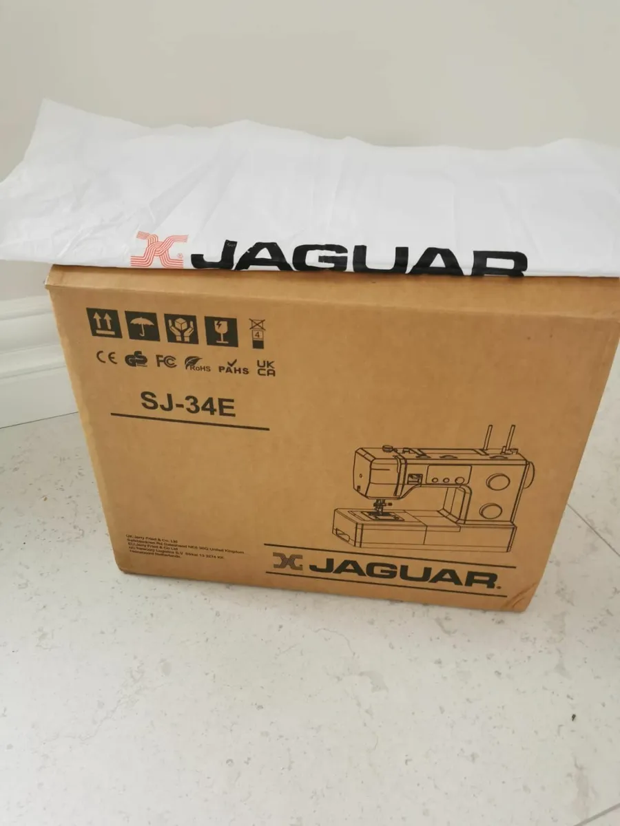 Jaguar Super Jeans SJ-34E Sewing Machine - Image 2