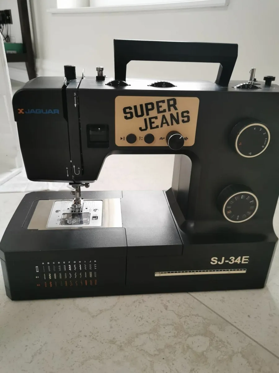 Jaguar Super Jeans SJ-34E Sewing Machine - Image 1