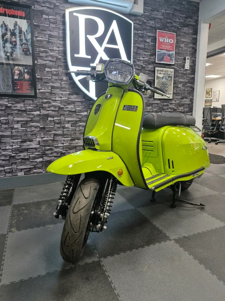 2026 offer! Royal Alloy GP125MT LC €250 OFF!! - Image 1