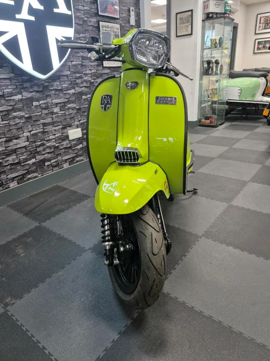 2026 offer! Royal Alloy GP125MT LC €250 OFF!! - Image 2