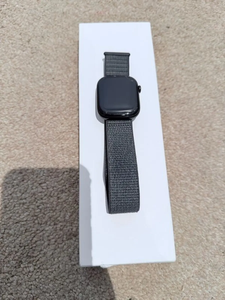 Apple Watch Series 10 - Image 1
