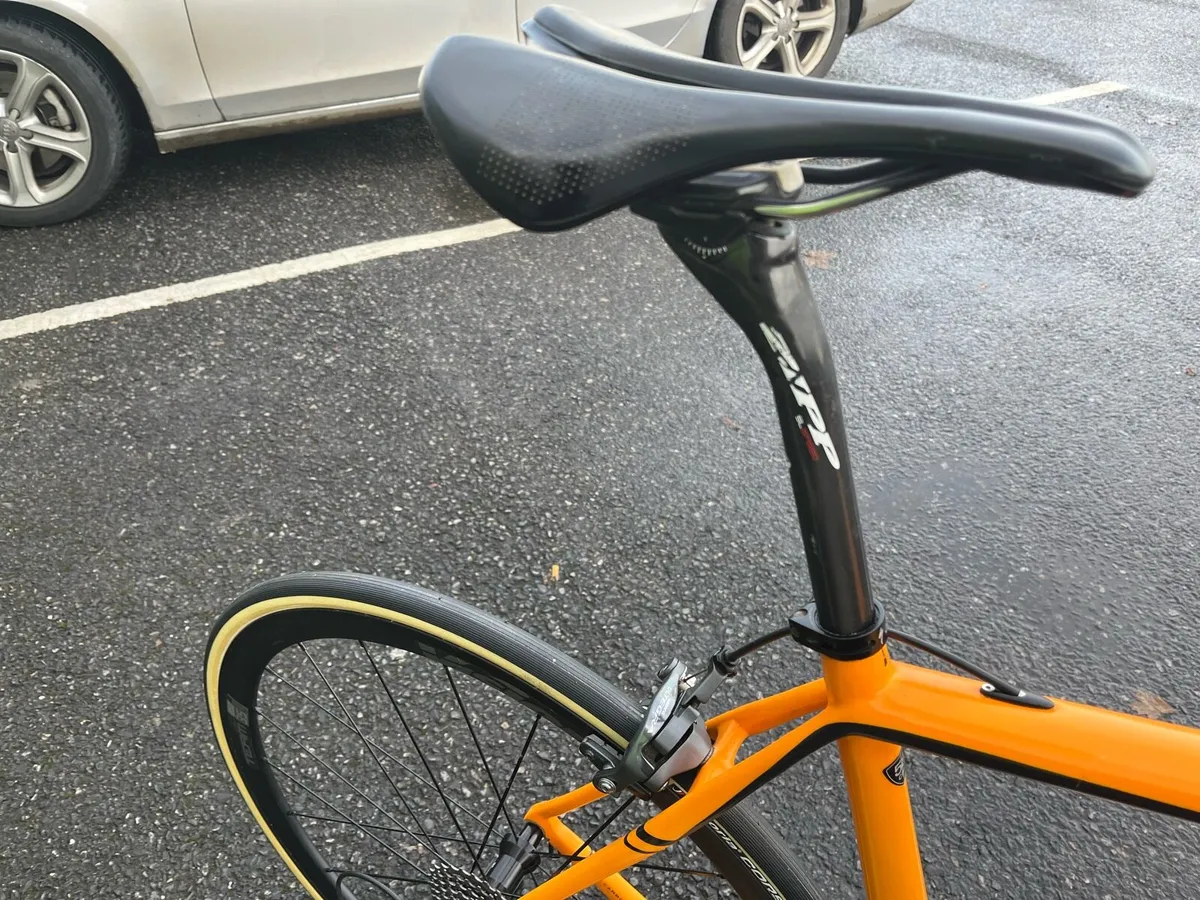 Specialized Tarmac 58 - Image 4