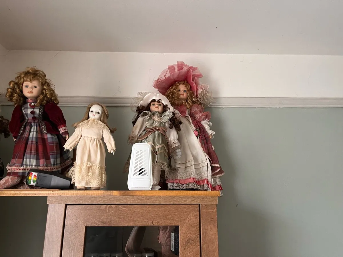 Porcelain dolls - Image 1