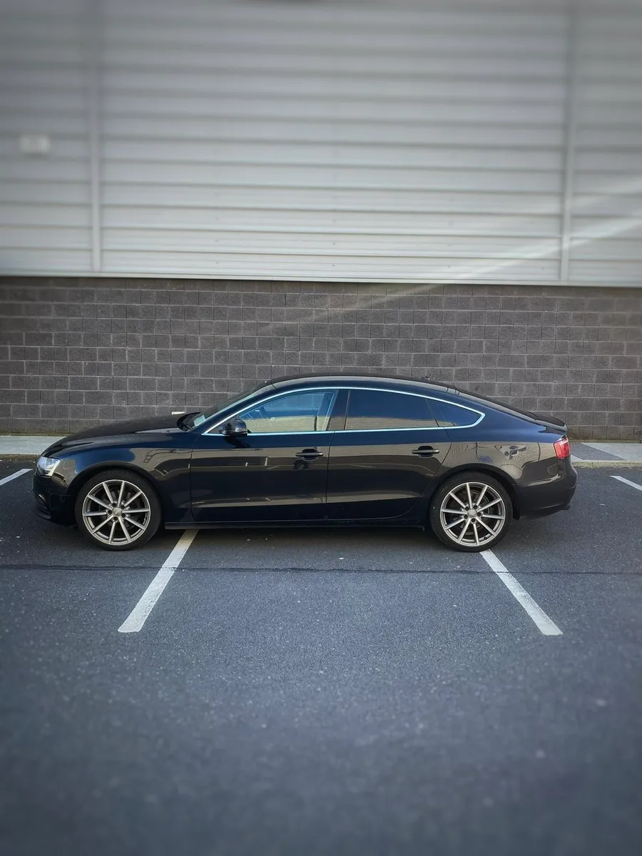 Audi A5 2.0 TDI - Image 1