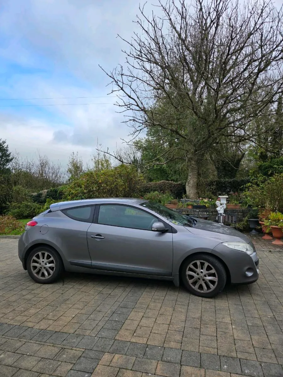 2011 Renualt Megane - Image 2