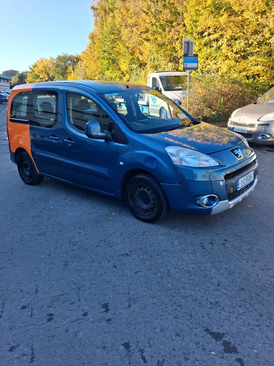 PEUGEOT PARTNER / 2011 / 1.6 DIESEL / WAV / MANUAL - Image 4