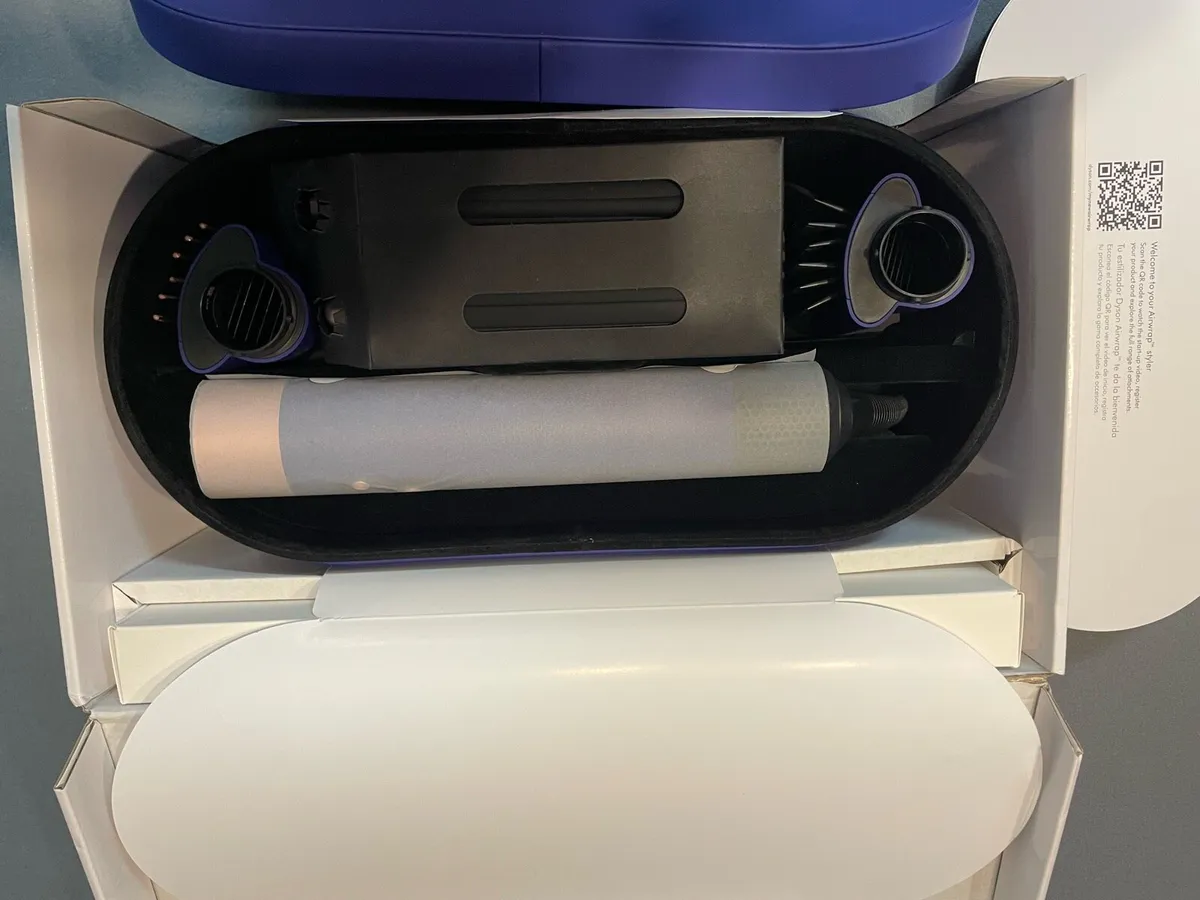 Dyson Airwrap Complete Long Multi Styler - Image 1