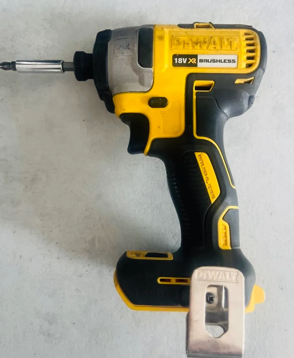 DeWalt brushless motor drill - Image 2