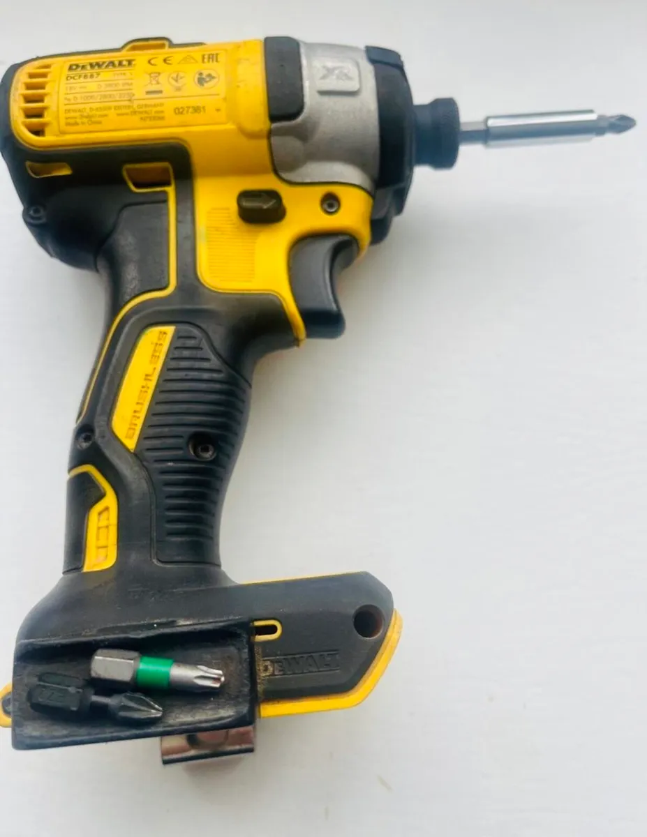 DeWalt brushless motor drill - Image 3