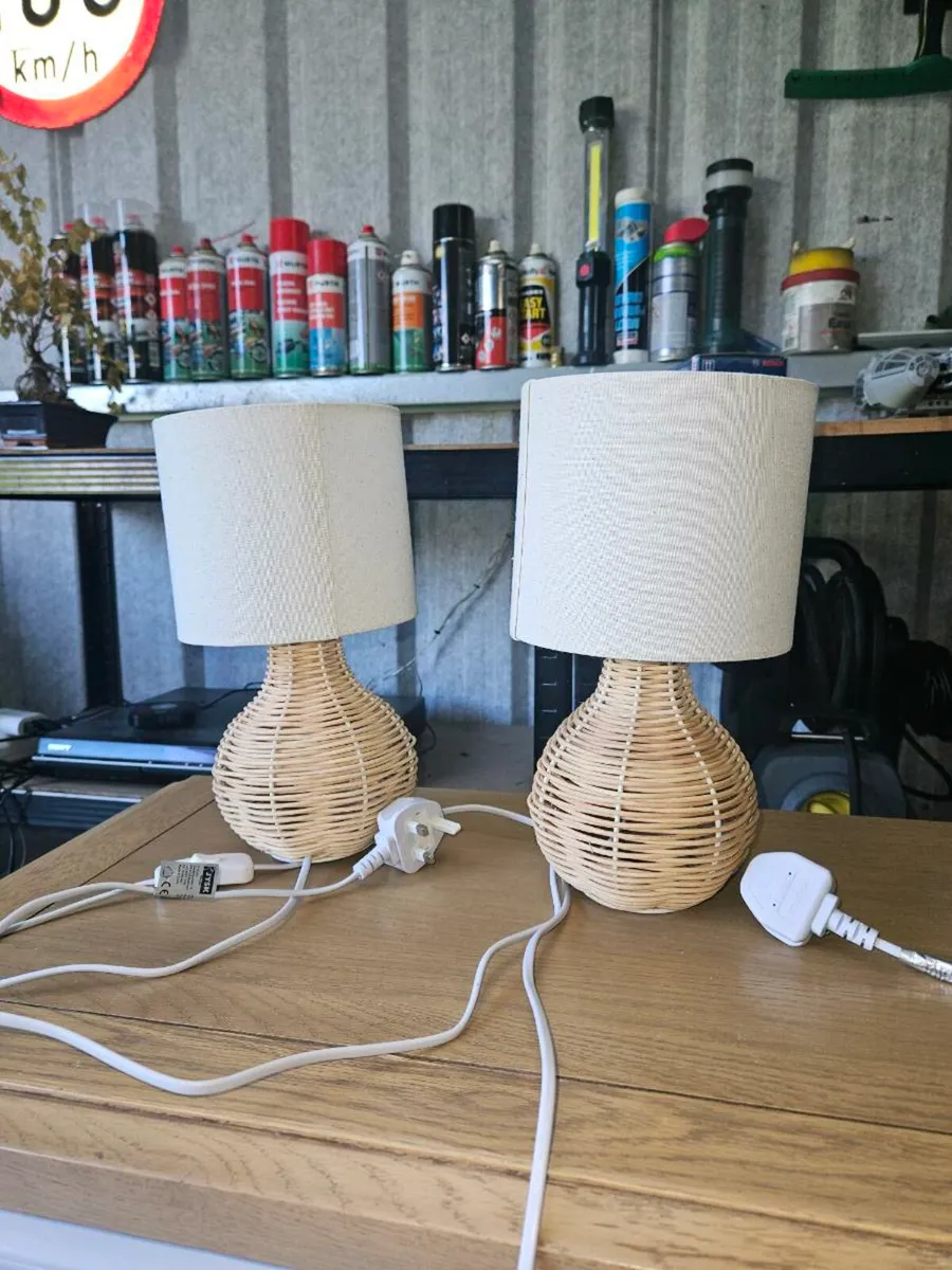 Bedside lamps - Image 1