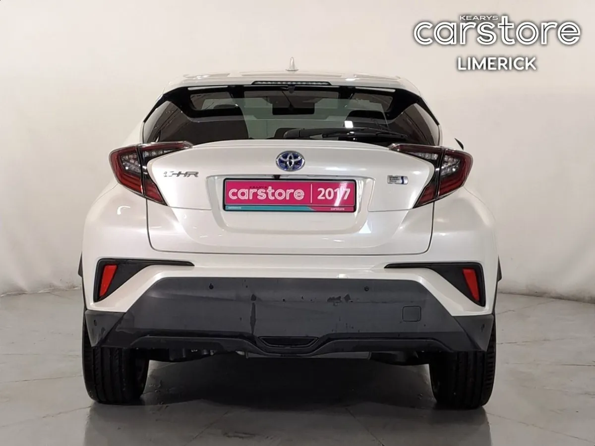 Toyota C-HR 1.8 Hybrid - Image 4