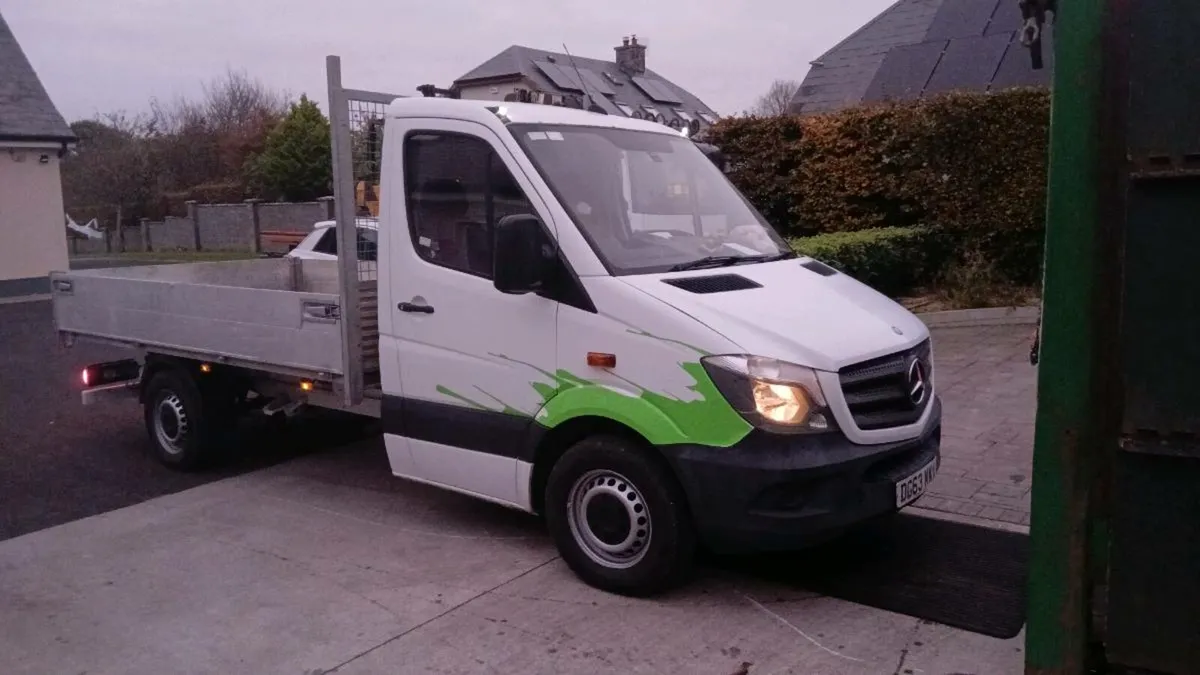 Mercedes sprinter tipper - Image 4