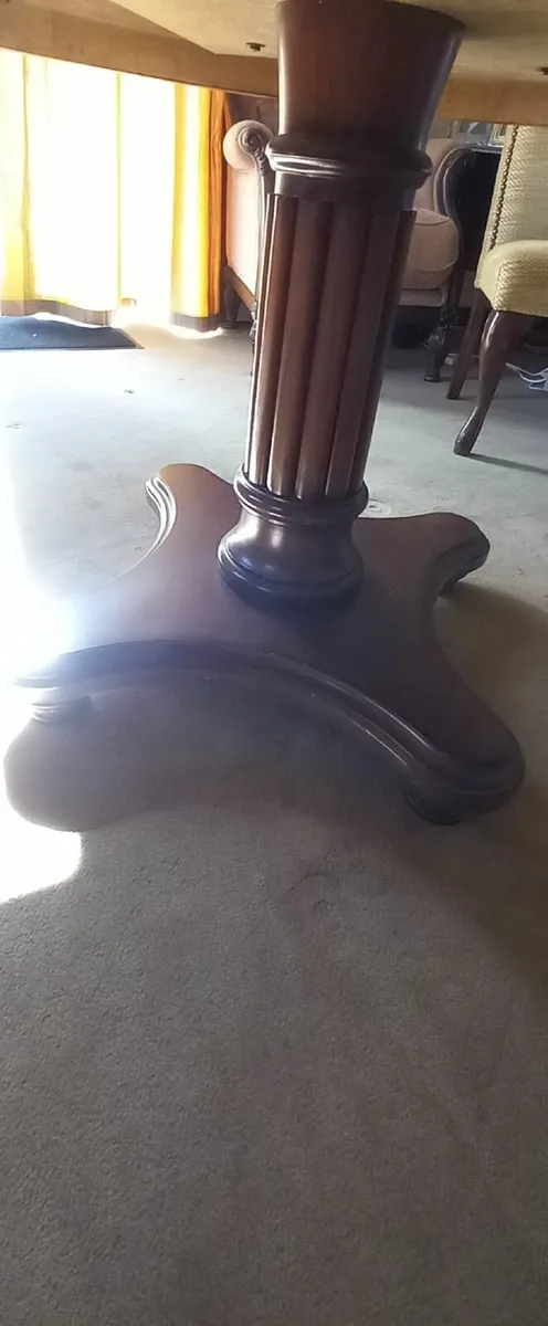 Dining Room Table - Image 4