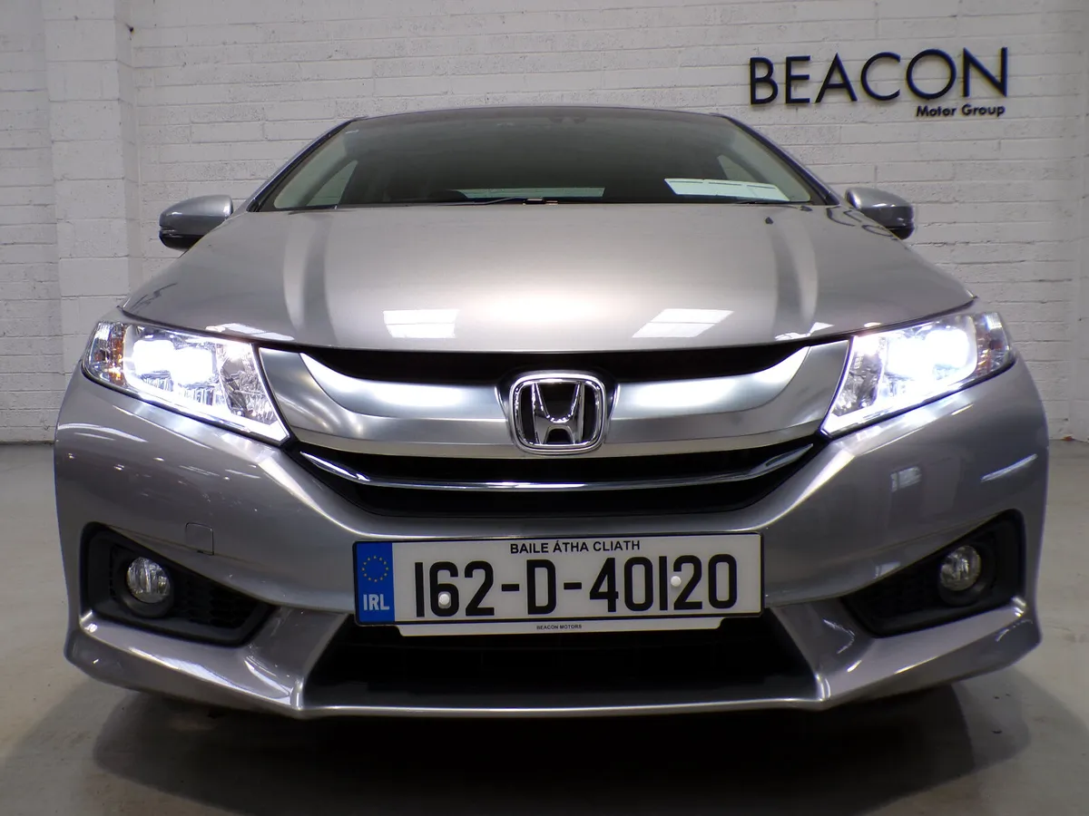 **ONLY 27000 MILES**HONDA GRACE HYBRID S-TYPE**FAN - Image 4