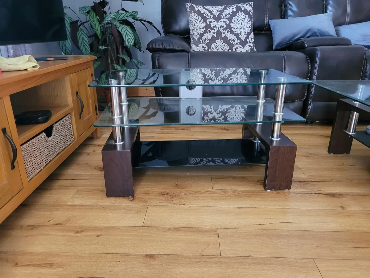 TV Unit - Image 1