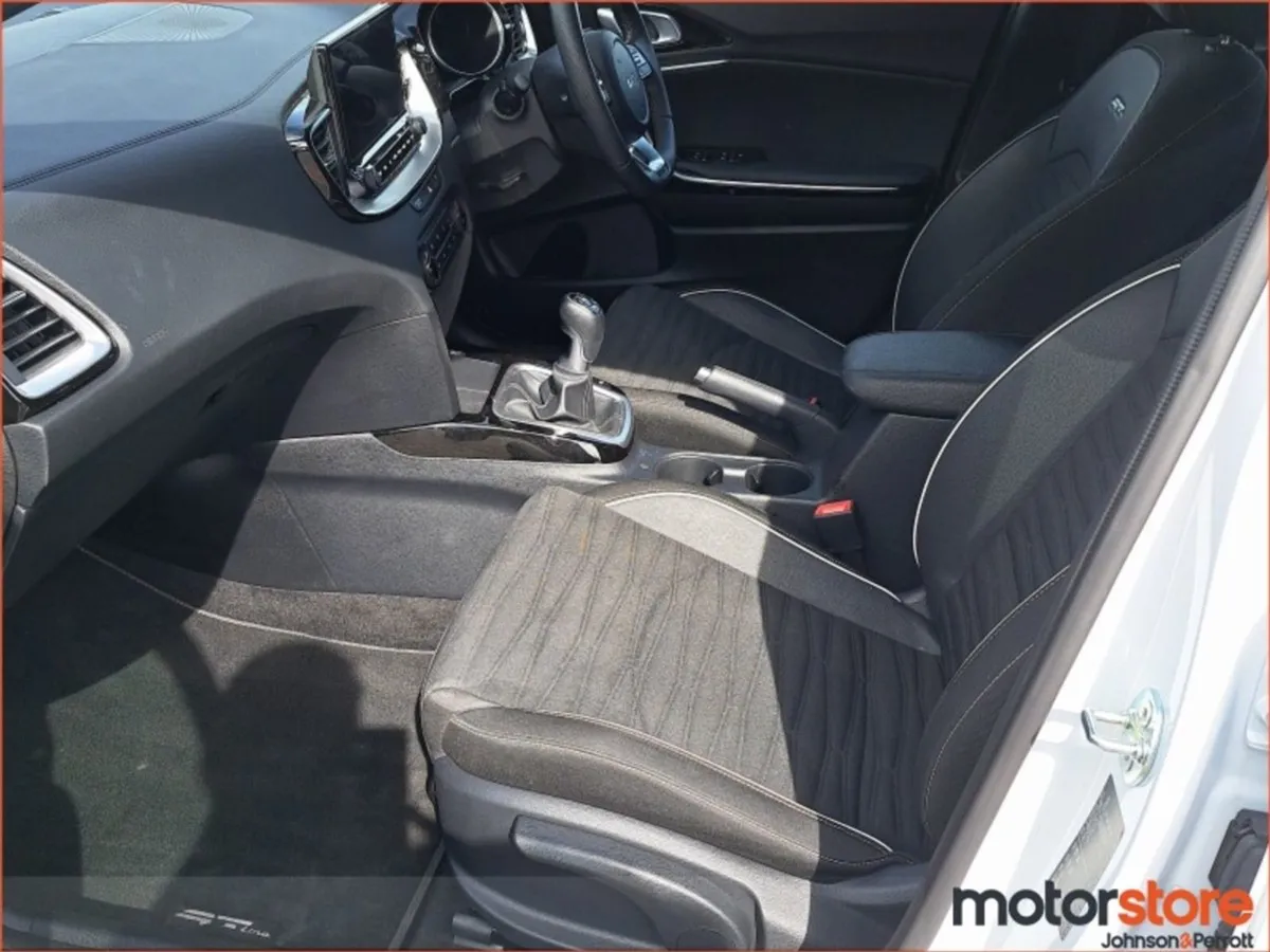 Kia Ceed 1.0 GT Line Petrol (kia Warranty / AA Me - Image 4