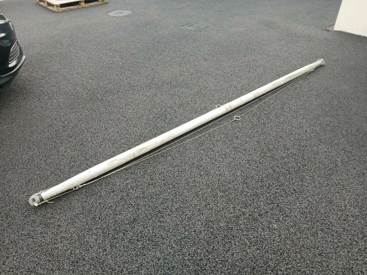 11 ft 9"  Spinnaker Pole for Cruiser, secondhand - Image 1