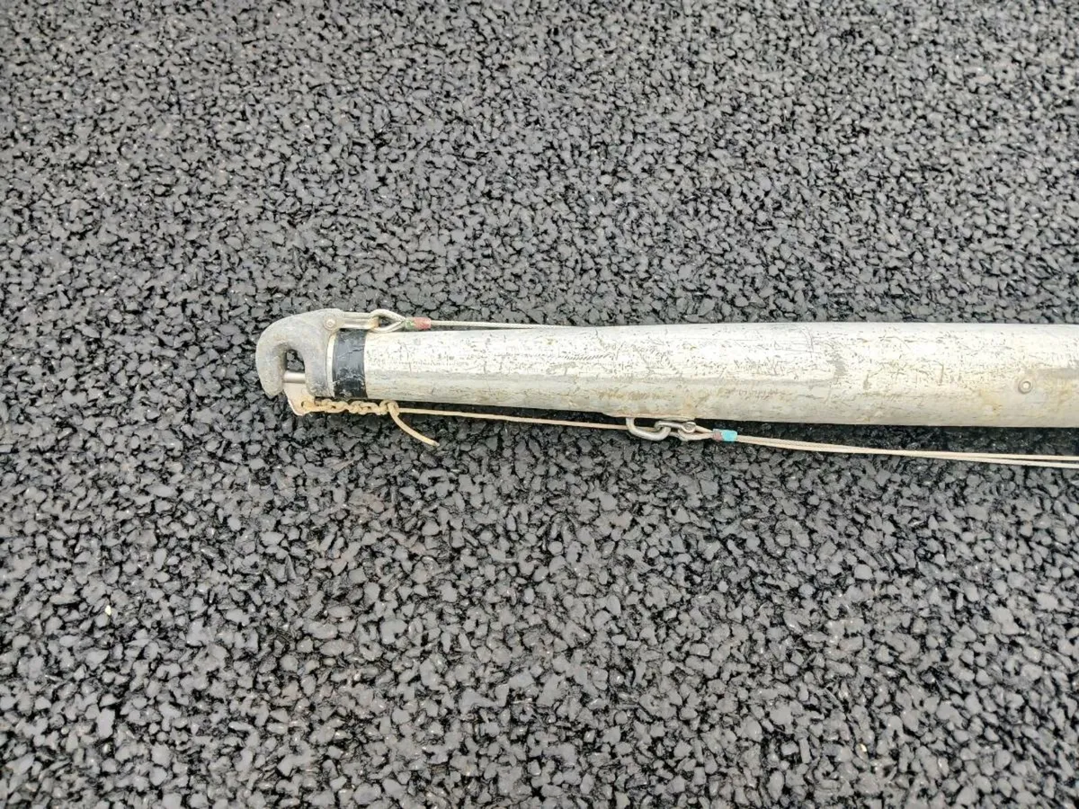11 ft 9"  Spinnaker Pole for Cruiser, secondhand - Image 2
