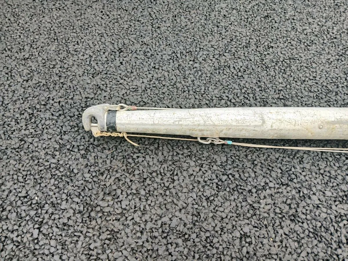11 ft 9"  Spinnaker Pole for Cruiser, secondhand - Image 3