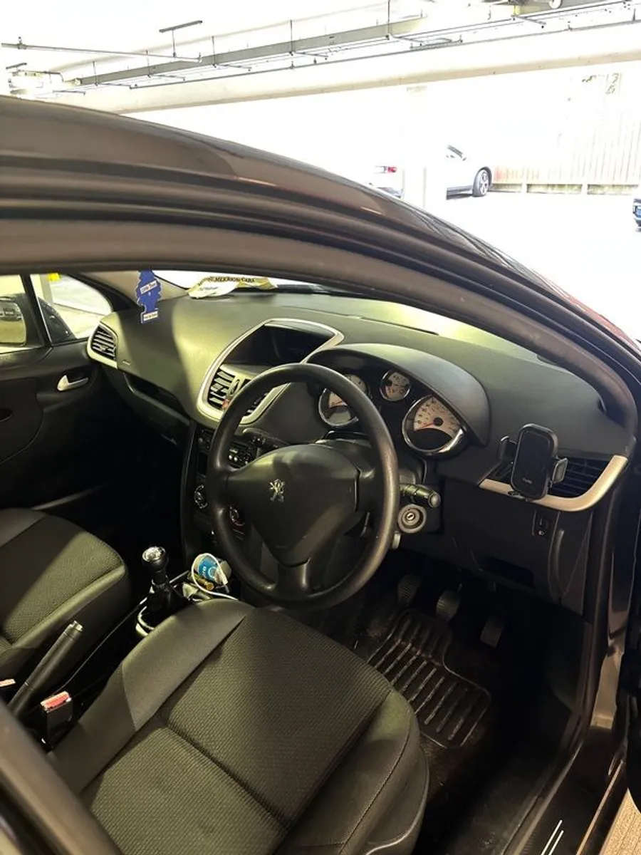 2010 Peugeot 207 Parts - Image 3