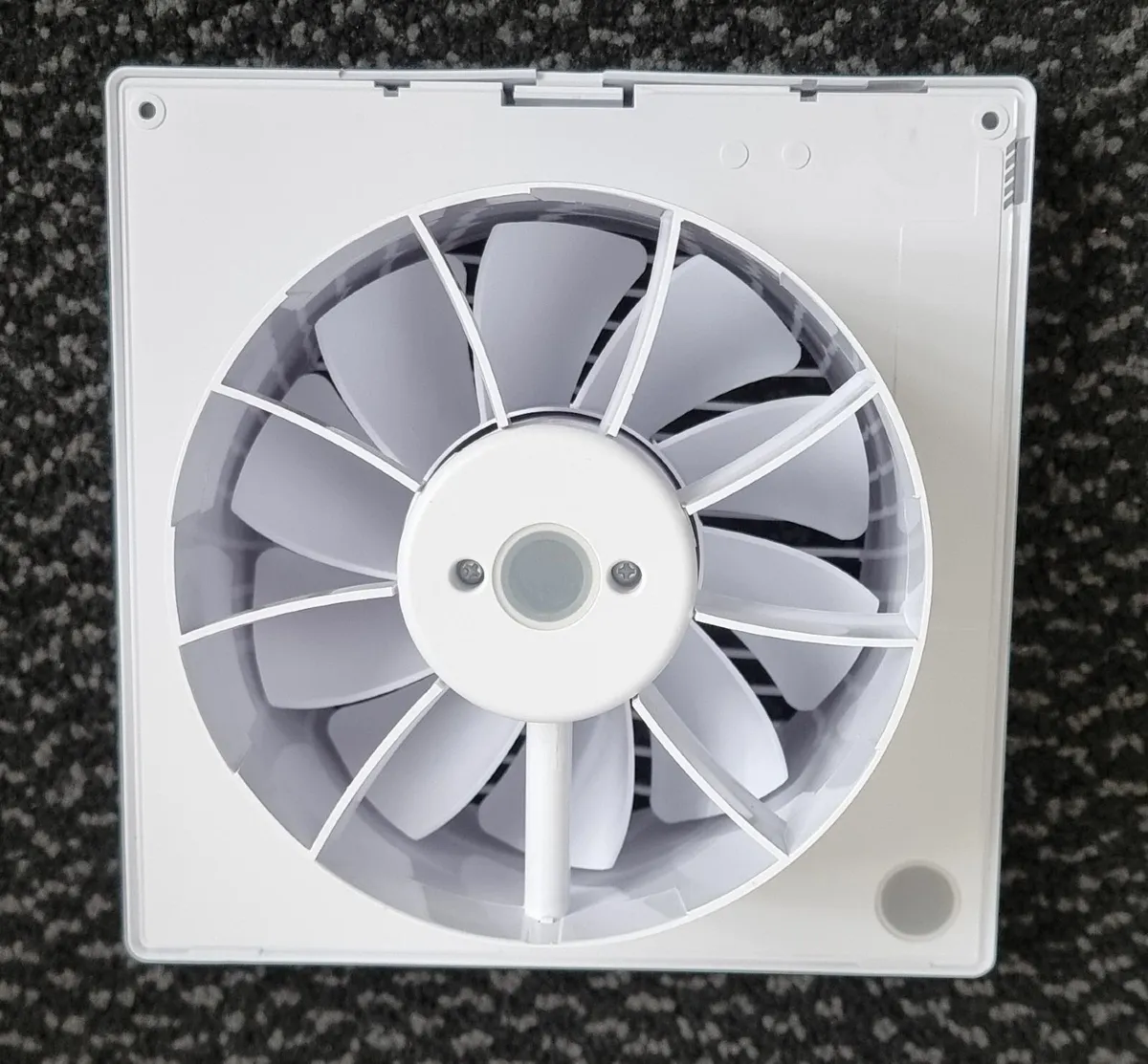 Bathroom Extractor Fan - Image 4