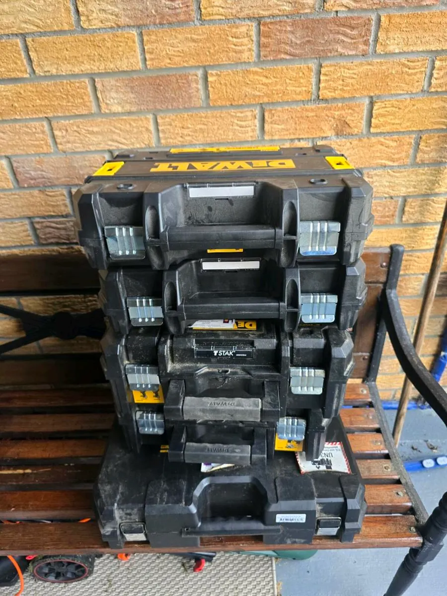 Tool boxes - Image 1
