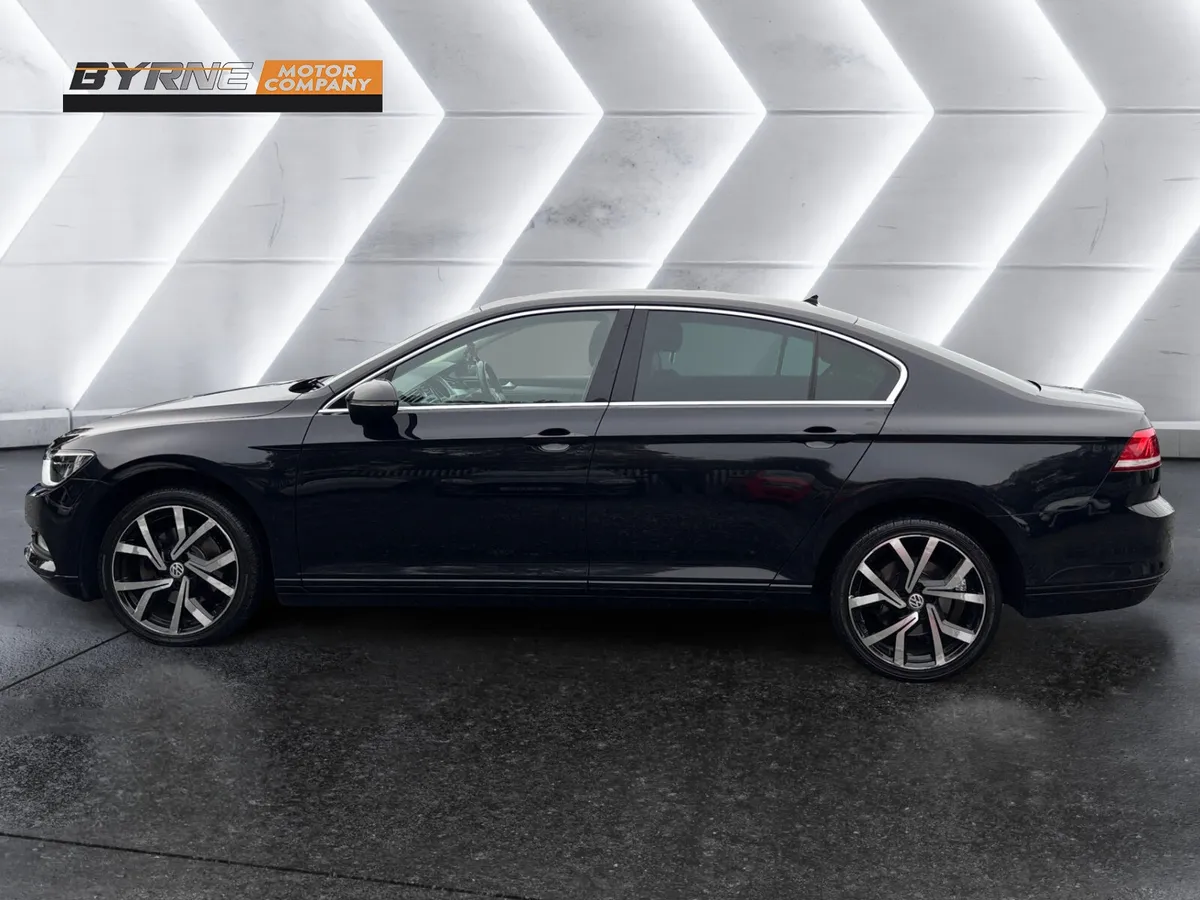VOLKSWAGEN GOLF 1.6 TDI COMFORTLINE 2018 - Image 2