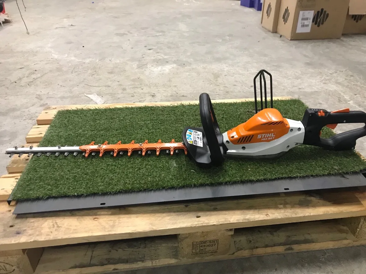Second hand hedgetrimmers - Image 3
