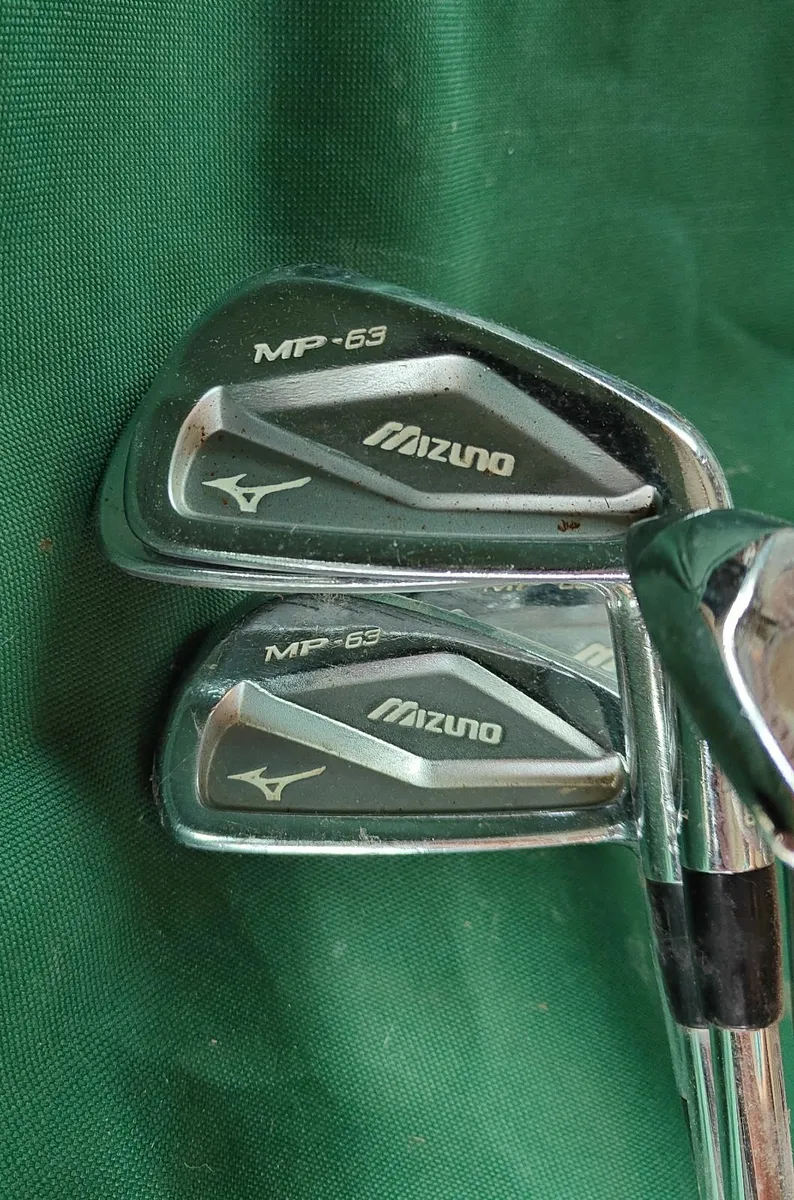 Mizuno MP63 Irons 4-PW KBS Tour Stiff - Image 1