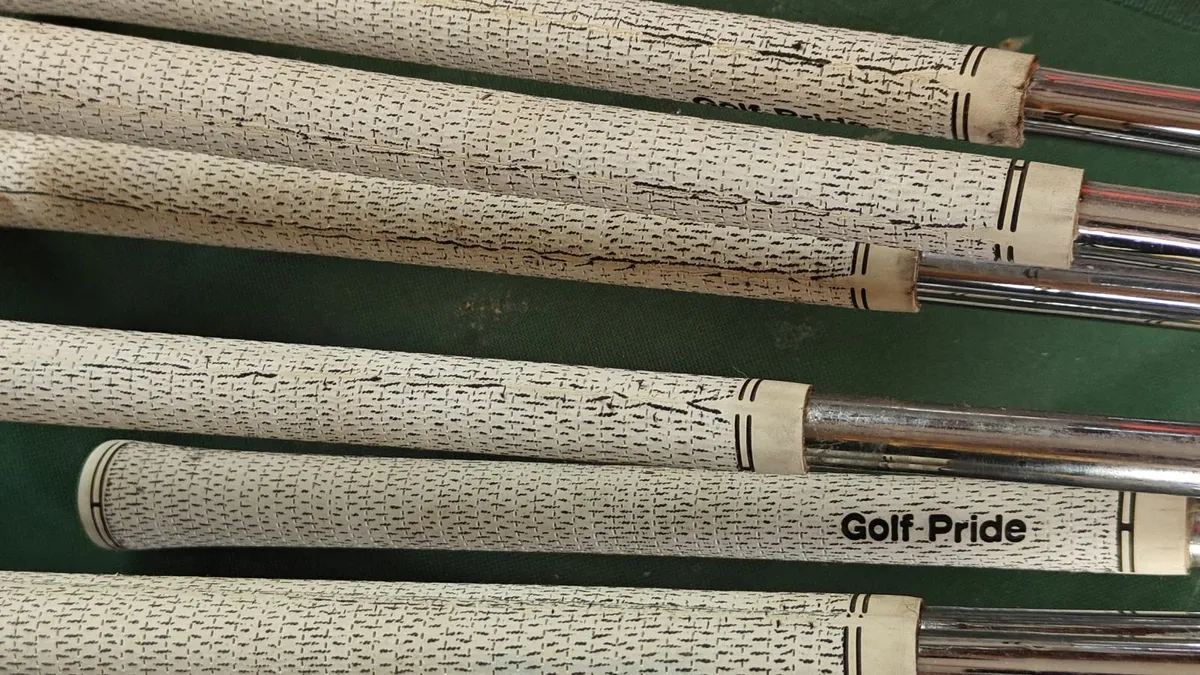 Mizuno MP63 Irons 4-PW KBS Tour Stiff - Image 4