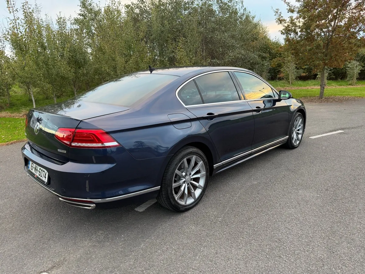 Volkswagen Passat 2.0 TDI R-Line BMT 190HP - Image 3