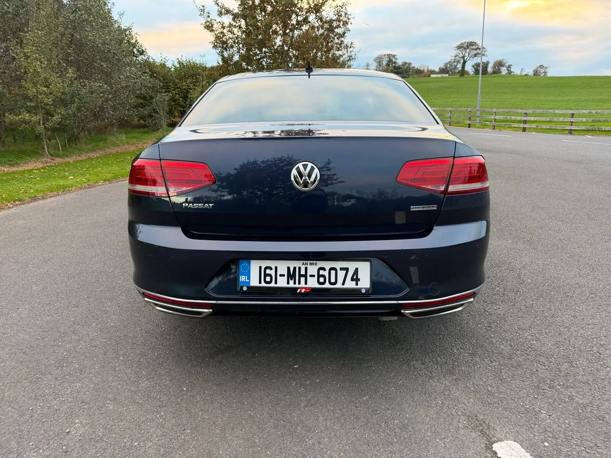 Volkswagen Passat 2.0 TDI R-Line BMT 190HP - Image 4