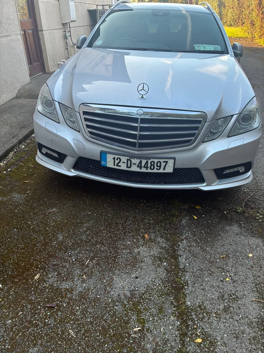 Mercedes estate E220 - Image 4