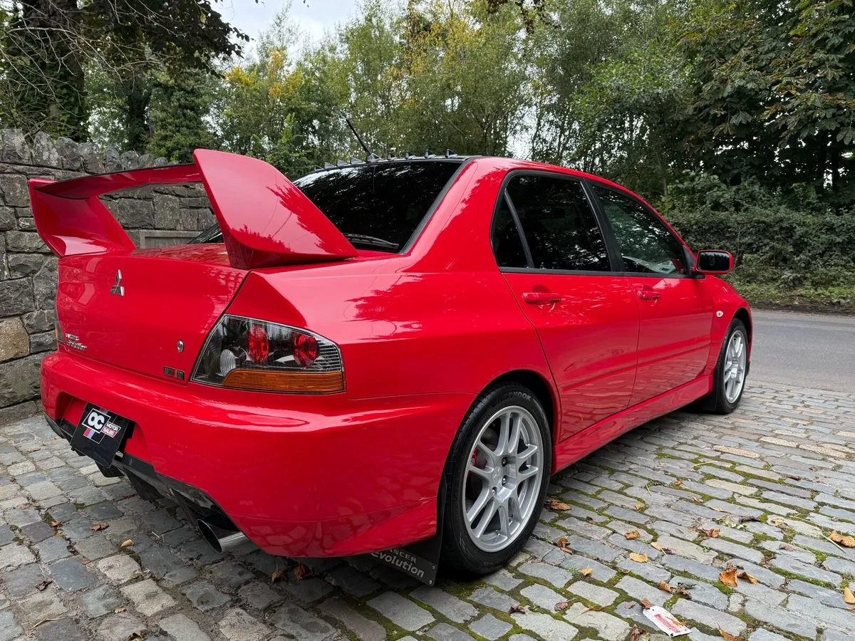 2005 Mitsubishi Lancer Evo 9 IX JDM - Image 4