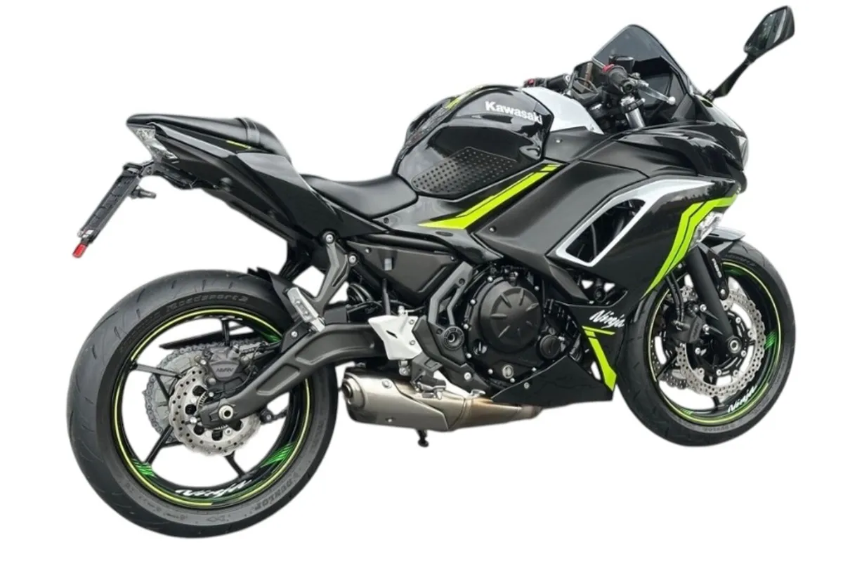 Kawasaki Ninja 650 - Image 2