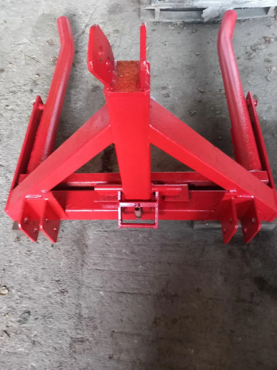 Bale lifter - Image 2