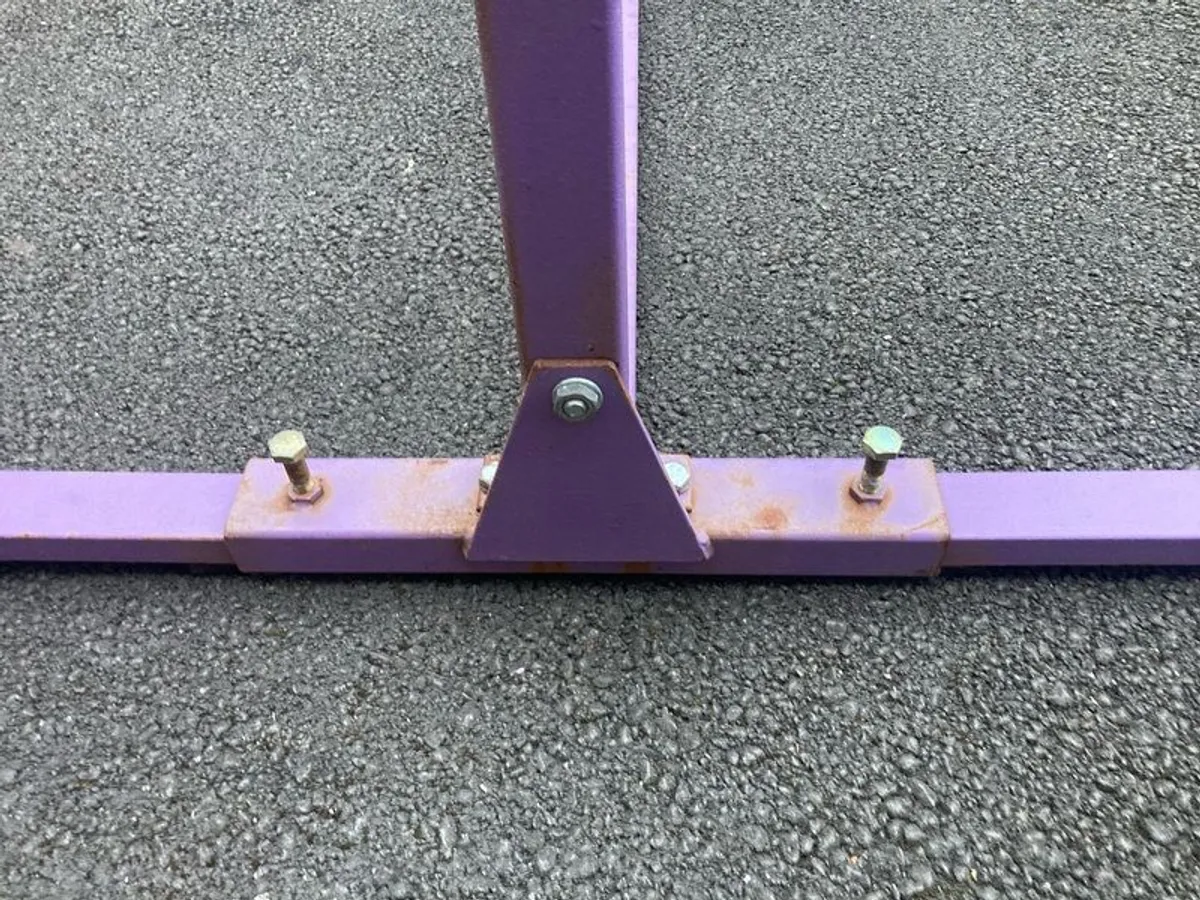 Gymnastics mat and bar - Image 4
