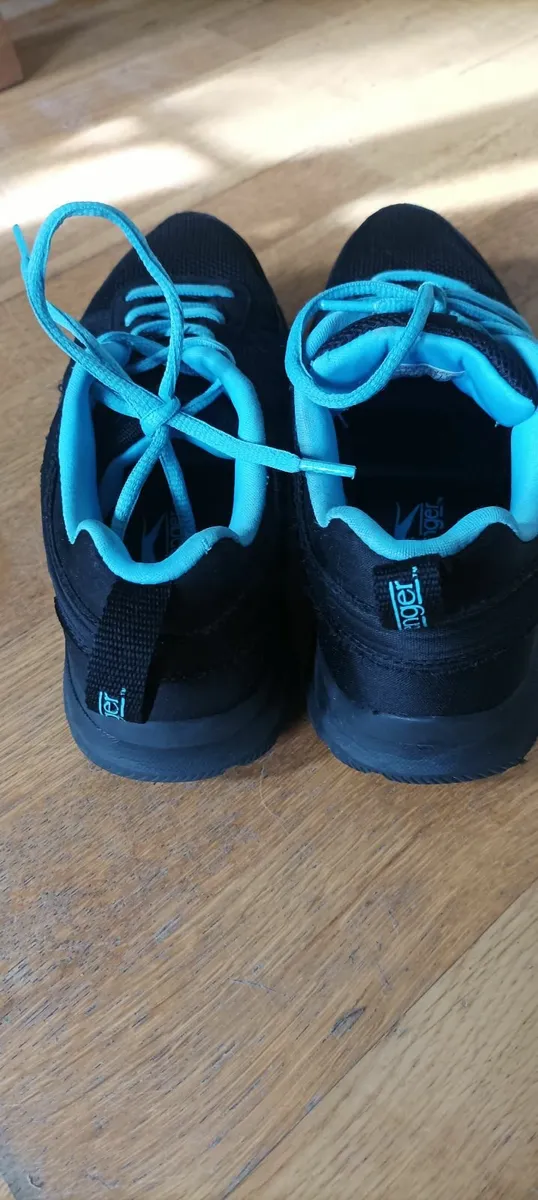 Shoes Trainers for kids - Image 4